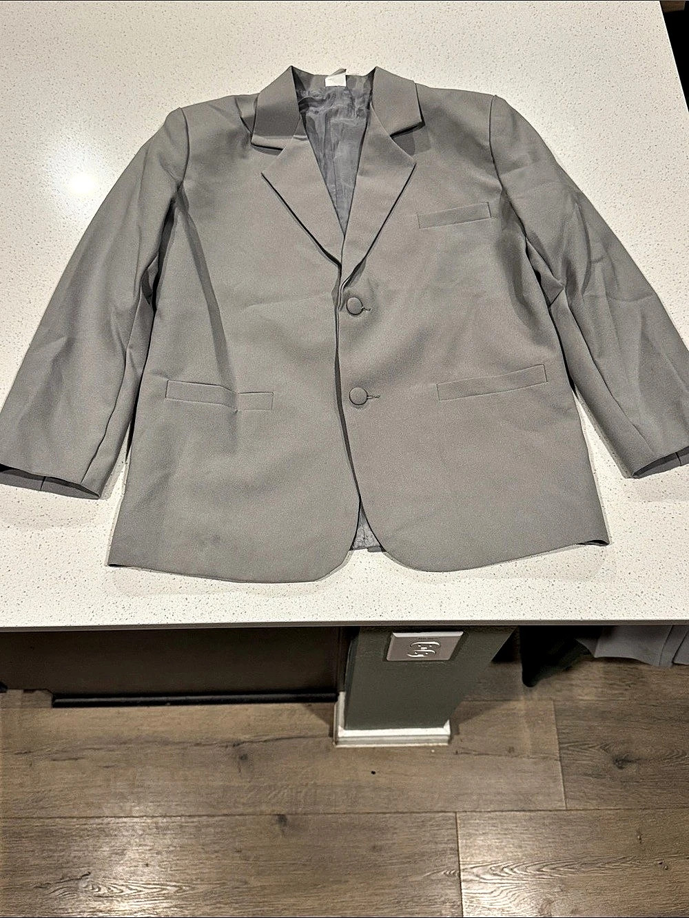 Rafael Boys' Formal Suit Set in Gray & White Size 12